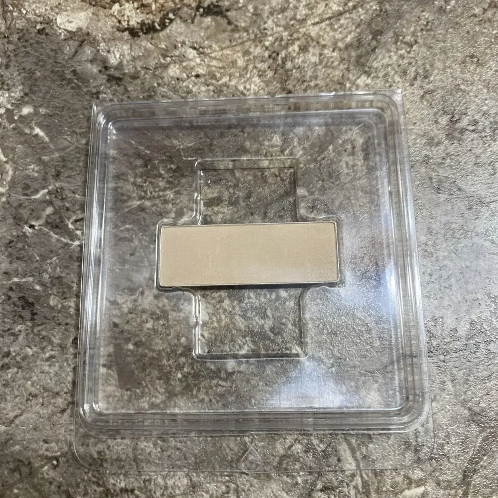 Calvin Klein Eyeshadow Single Refill In‎ Shade Harvest New Rare